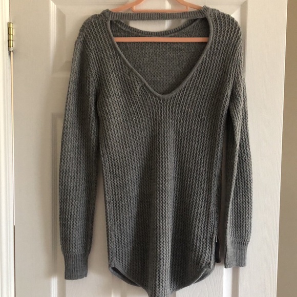 Open back knit sweater - Picture 2 of 3